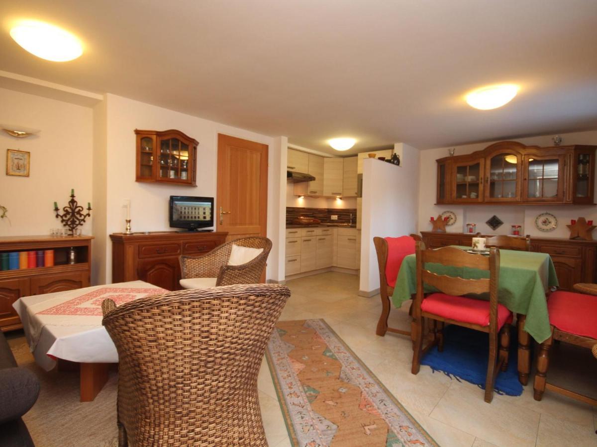 Apartment Near The Hahnenkamm Cable Car Kitzbühel Zewnętrze zdjęcie