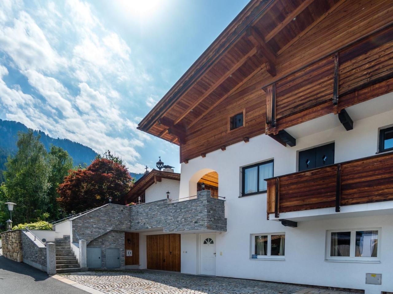 Apartment Near The Hahnenkamm Cable Car Kitzbühel Zewnętrze zdjęcie